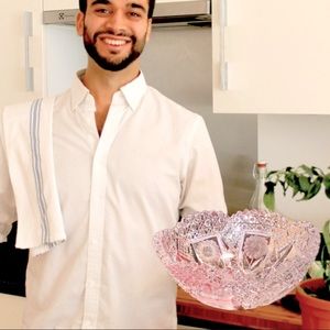 Poppy Flower Crystal Bowl Goes beyond the dining table standard.